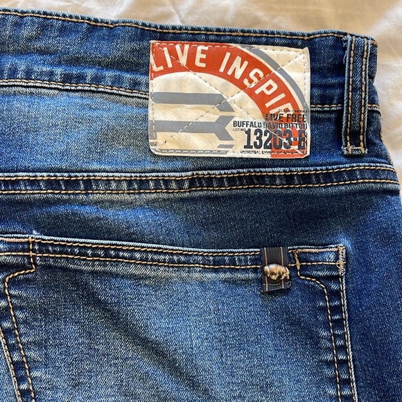 Men's Buffalo David Bitton Light Distressed Denim Jeans Size 34 by 30 - Picture 5 of 5